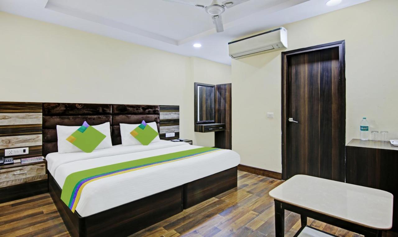 Hotel Singh Continetal Delhi  Exterior photo