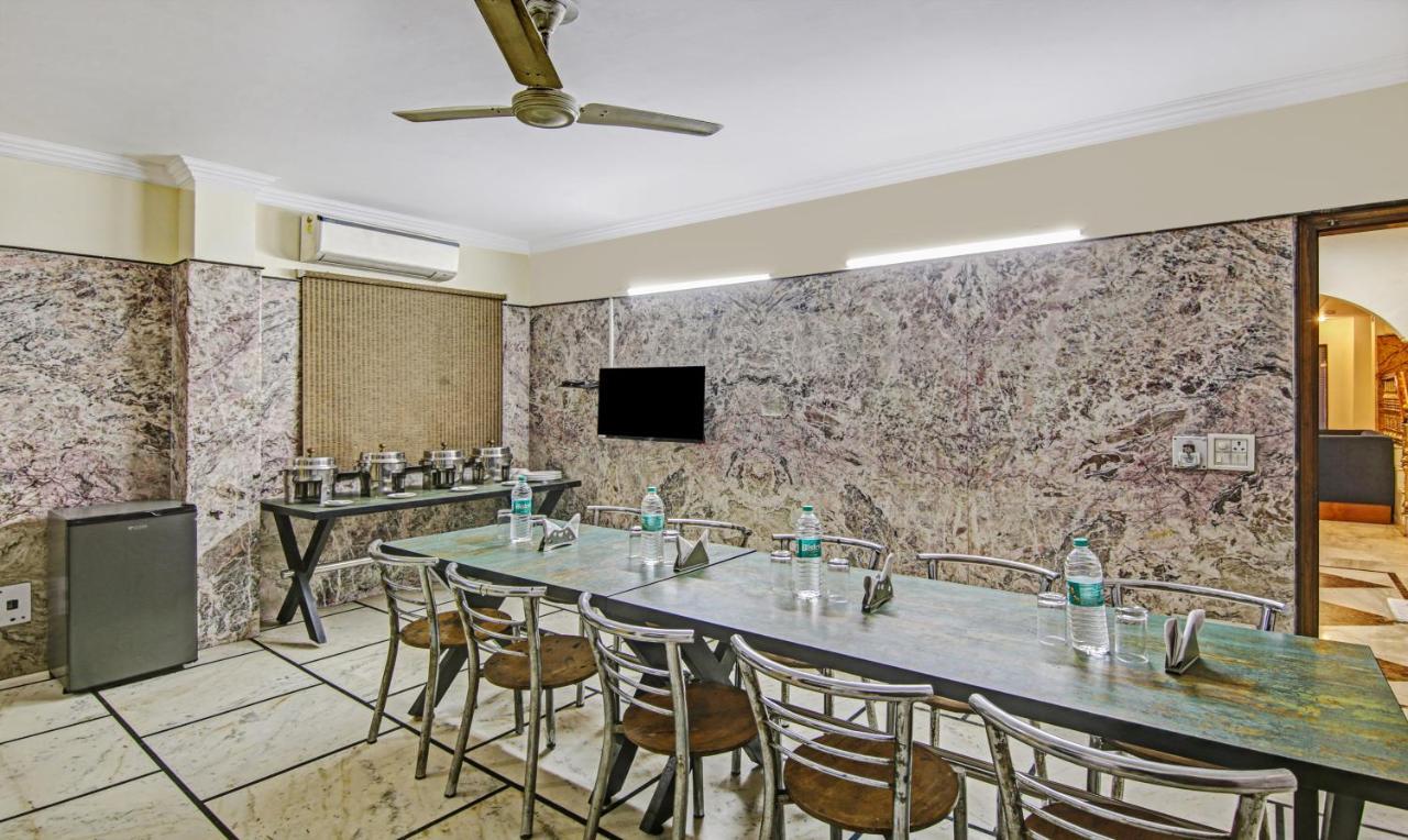 Hotel Singh Continetal Delhi  Exterior photo