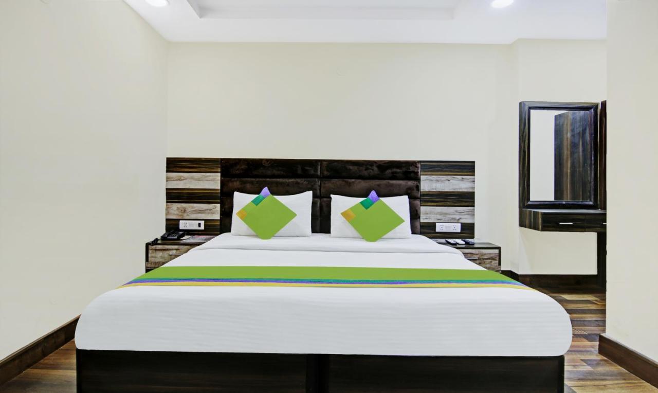 Hotel Singh Continetal Delhi  Exterior photo