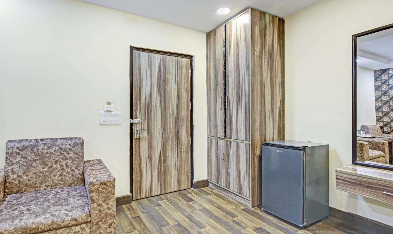 Hotel Singh Continetal Delhi  Exterior photo