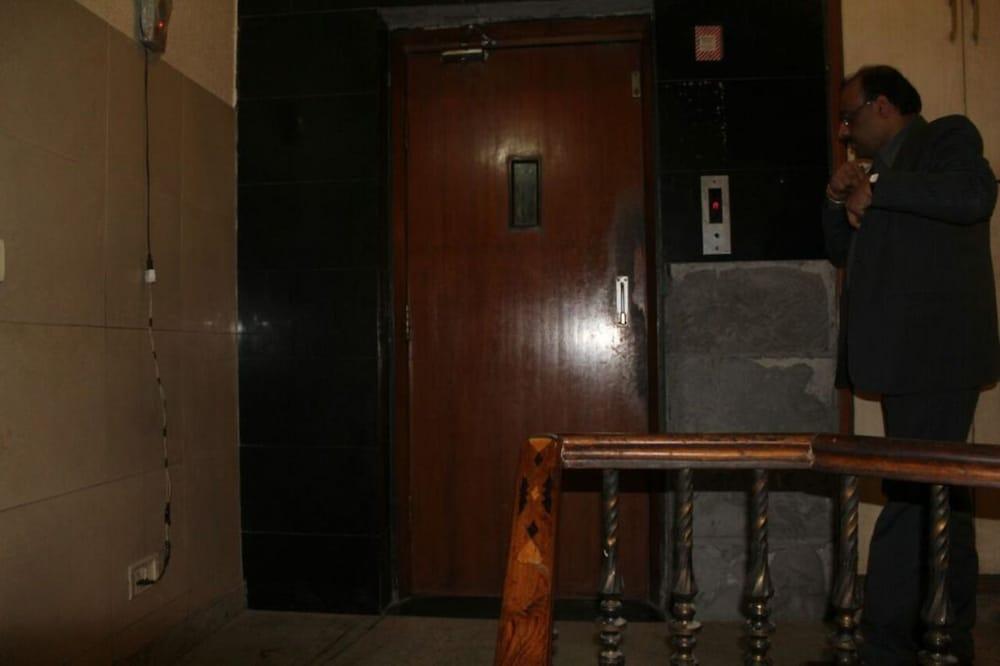 Hotel Singh Continetal Delhi  Exterior photo